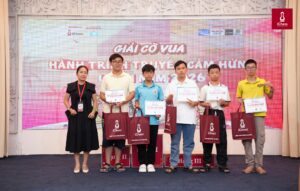 Vinh danh các kỳ thủ Challenger & Master (10)